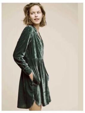 Anthropologie Holding Horses Green Velvet Dress - size Small